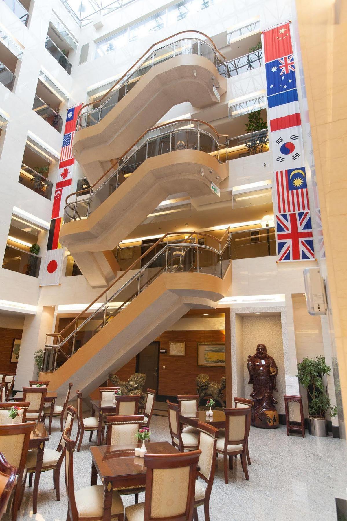 Check Inn Select Taipei Nangang Εξωτερικό φωτογραφία